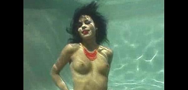  Sex Underwater - Ruby Knox Red Lips (12)